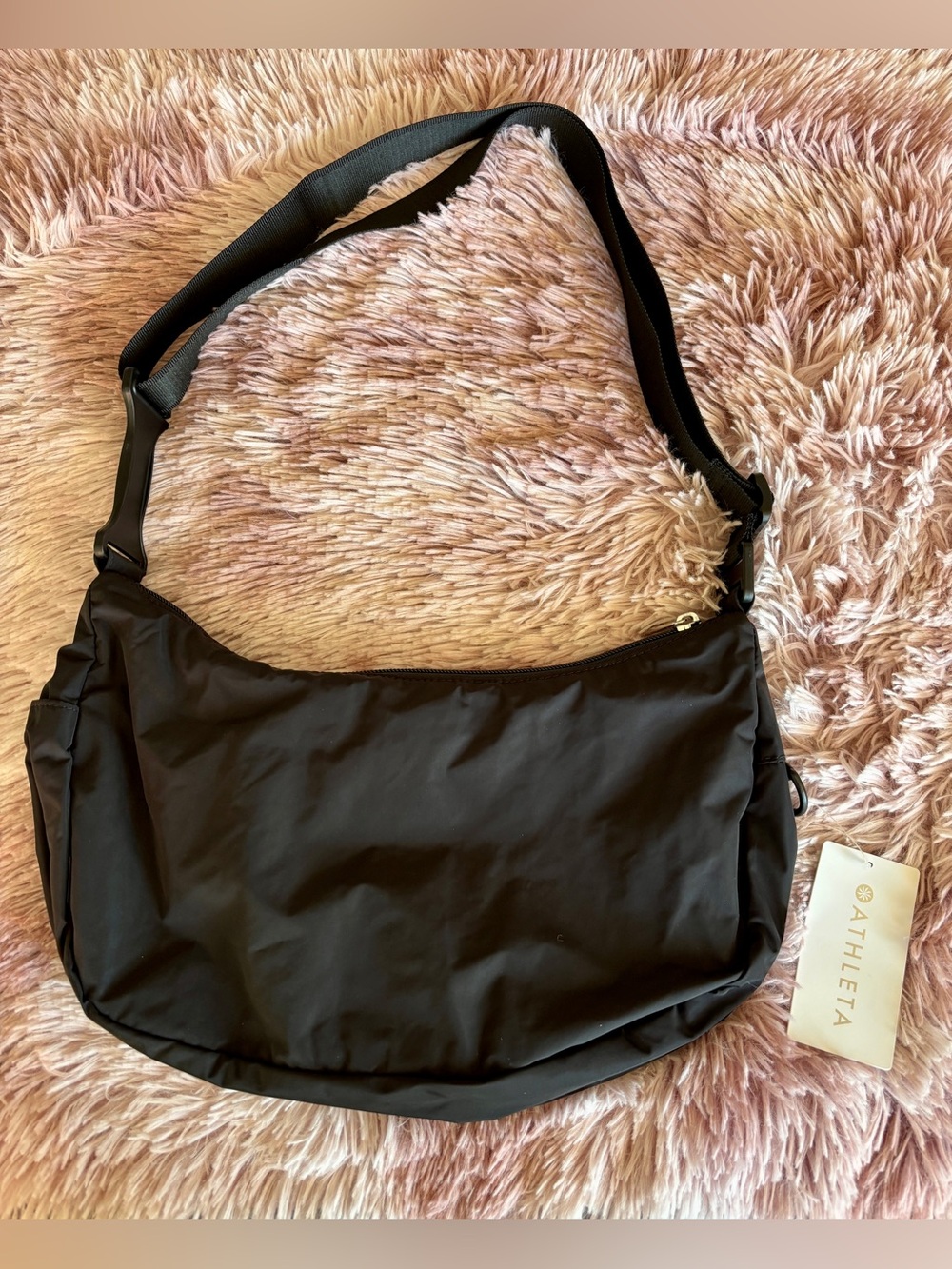 NWT Athleta Anytime Crescent Crossbody Bag